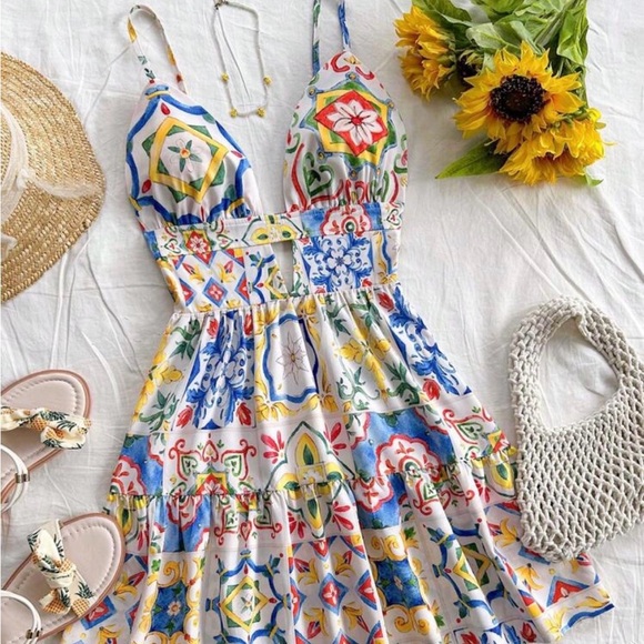 Dresses & Skirts - Colorful Patterned Summer Dress